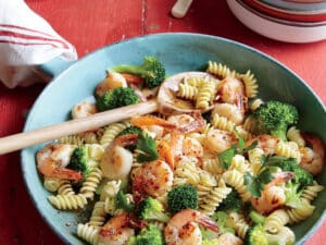 پاستا میگو با پیچی